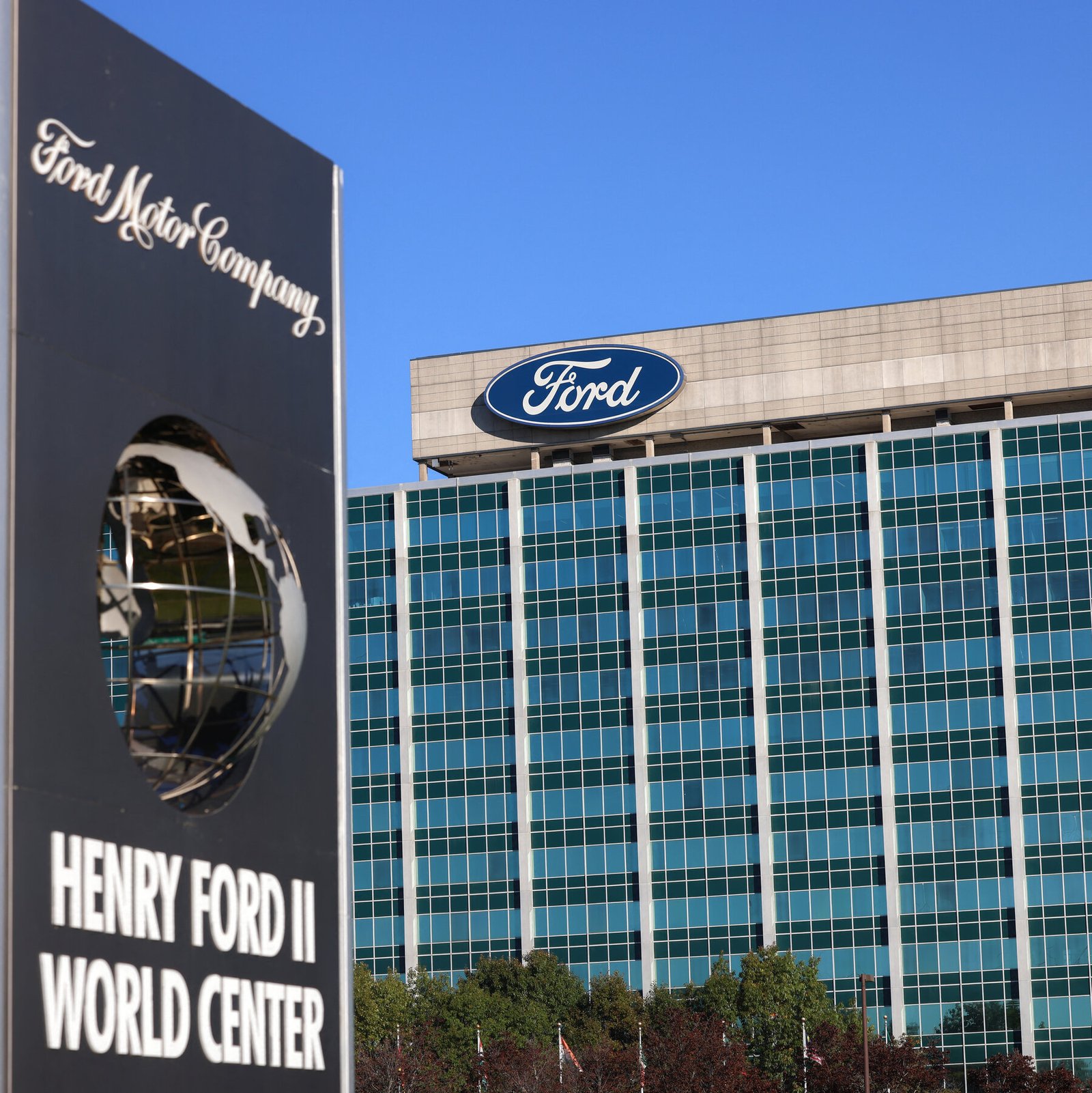 Ford Fined by Safety Agency Over Defective Rearview Camera Recalls